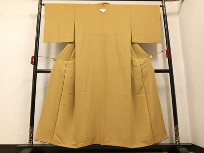 平和屋着物●上質な色無地　黄唐茶色　正絹　逸品　未使用　AABH9695ph