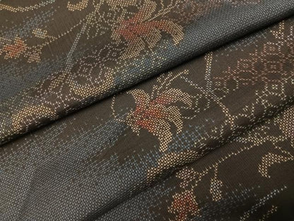 平和屋着物●本場大島紬　一元7マルキ　花唐草文　正絹　逸品　AABH9696ph