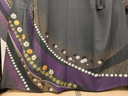 平和屋着物●豪華振袖　駒刺繍　絞り　舞花文　金彩　正絹　逸品　AABH9709ph