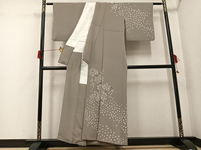 平和屋着物●訪問着　作家物　手描き　舞桜文　正絹　逸品　AABH9723ph