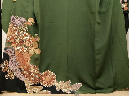 平和屋着物●豪華振袖　駒刺繍　草花文　金彩　正絹　逸品　AABH9725ph