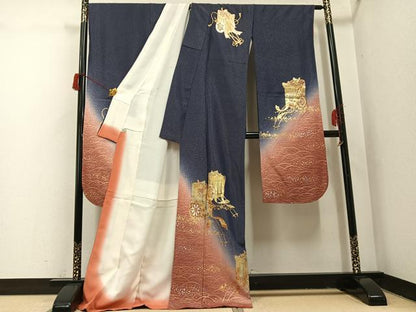 平和屋着物●豪華振袖　御所車花文　暈し染め　金銀彩　銀通し地　ロング丈　正絹　逸品　AABH9727ph