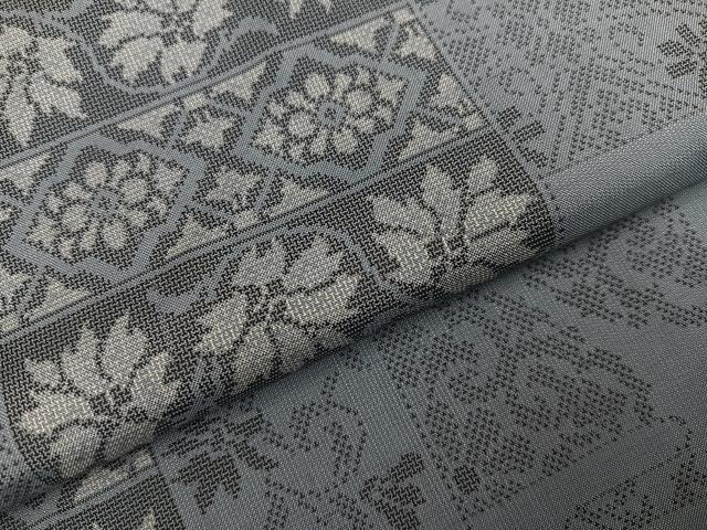 平和屋着物●本場大島紬　カタス9マルキ　更紗唐草文　正絹　逸品　AABH9730ph