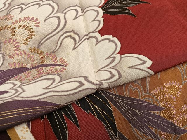 平和屋着物●豪華振袖　刺繍　草花文　金彩　正絹　逸品　AABH9734ph