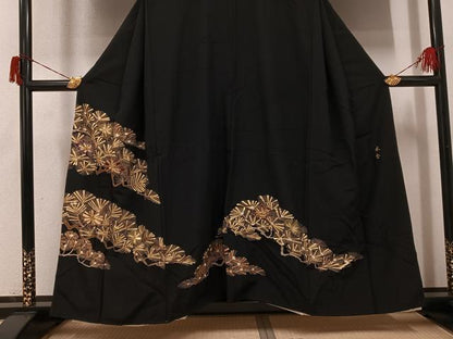 平和屋着物●豪華黒留袖　本金　松　正絹　逸品　AABH9742ph