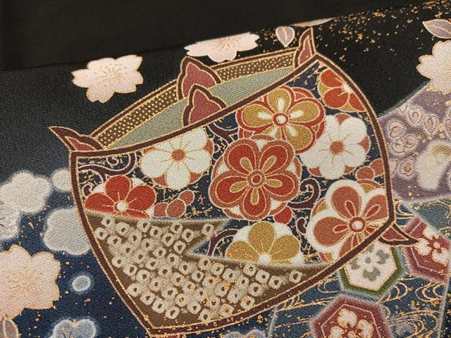 平和屋着物●豪華黒留袖　作家物　辻が花　駒刺繍　糸巻花文　暈し染め　金彩　正絹　逸品　AABH9744ph