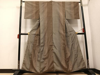 平和屋着物●上質な紬　草花文　正絹　逸品　AABH9748ph