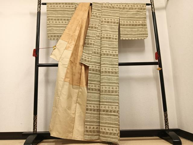 平和屋着物●上質な紬　横段文　正絹　逸品　AABH9758ph