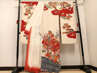 平和屋着物●和染紅型　栗山紅型　栗山吉三郎　振袖　花蝶文　鬼しぼ縮緬　正絹　逸品　AABH9759ph