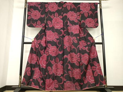 平和屋着物●アンティーク　大正ロマン　花唐草文　椿　黒地　正絹　逸品　AABH9945ck