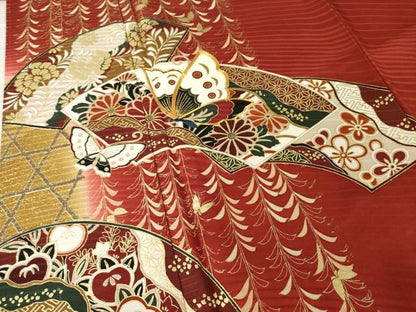 平和屋着物●豪華振袖　駒刺繍　地紙花蝶文　金彩　正絹　逸品　AABH9954ck