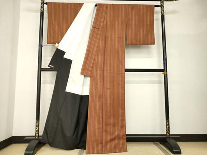 平和屋着物●本場黄八丈　東京都無形文化財　山下めゆ　市松綾織　正絹　逸品　AABH9984ck