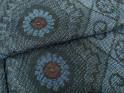 平和屋着物●本場大島紬　割込み絣　花菱文　正絹　逸品　AABI0019cs