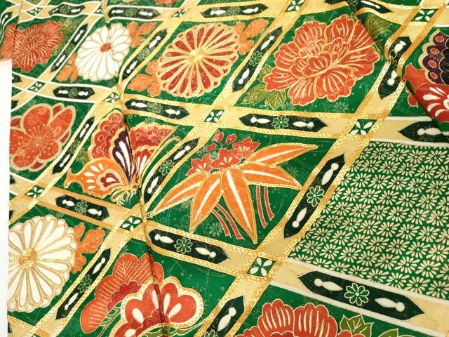 平和屋着物●豪華振袖　駒刺繍　松竹梅　花蝶文　金彩　金通し地　正絹　逸品　AABI0048cs