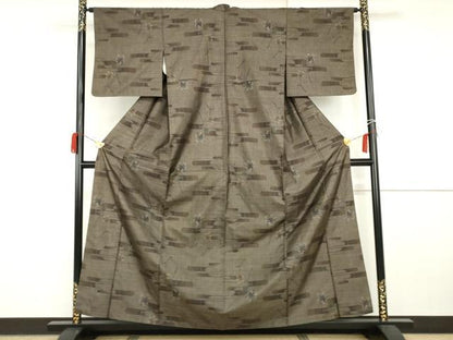 平和屋着物●本場大島紬　泥染め　カタス7マルキ　エ霞枝花文　正絹　逸品　AABI0101cs