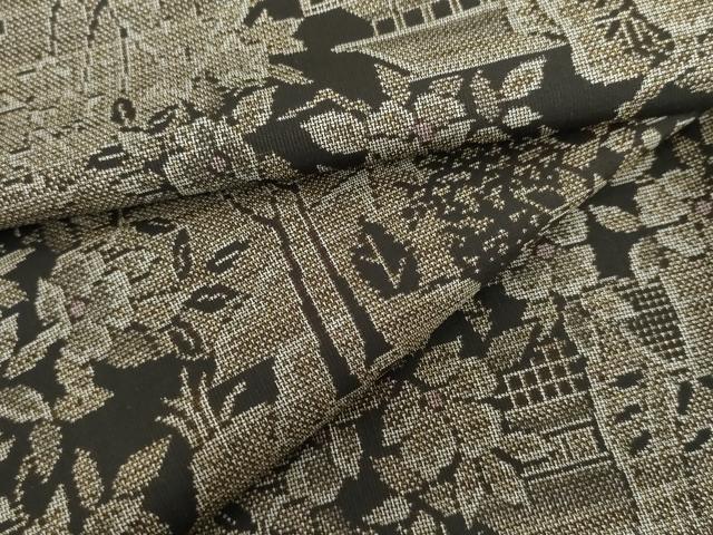 平和屋着物●本場大島紬　カタス9マルキ　風景草花文　黒地　正絹　逸品　AABI0115cs