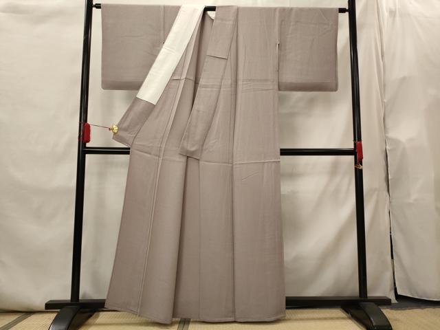 平和屋着物▽上質な色無地　単衣　紋意匠　梅鼠色　正絹　逸品　AABI0194st