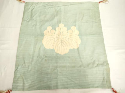 平和屋本店▼掛　袱紗4点セット　駒刺繍　片喰　五三の桐　法衣　寺院　仏具　仏教　僧侶　神職　装束　AABI0391ja