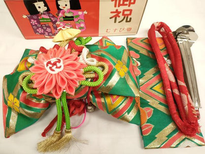 平和屋本店∵七五三　女の子　つけ帯・帯締めセット　松皮菱花文　つまみ細工　金糸　箱付き　AABI0435ja