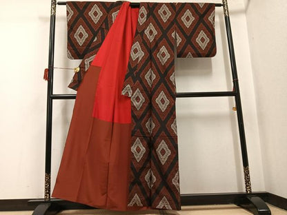 平和屋着物●本場大島紬　割込み絣　菱文　正絹　逸品　AABI0450ph