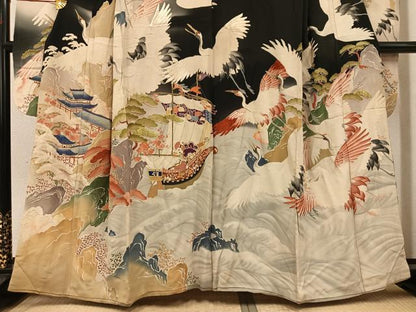 平和屋本店●アンティーク　大正ロマン　振袖　駒刺繍　群れ鶴風景草花舟宝尽くし　黒地　金彩　正絹　逸品　AABI0465ph