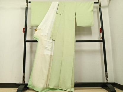 平和屋着物●上質な色無地　楓地紋　若芽色　正絹　逸品　AABI0470ph