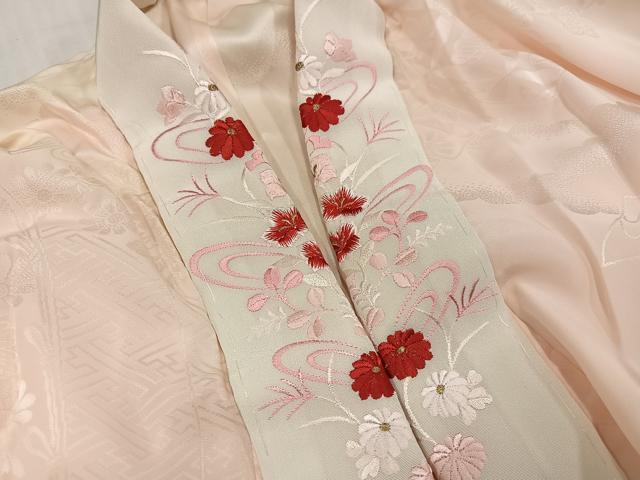 平和屋着物●長襦袢　無双仕立て　地紋起こし　花地紋　正絹　逸品　未使用　AABH4154ph 平和屋着物○振袖用長襦袢 無双仕立て 花地紋 半衿刺繍 正絹 逸品