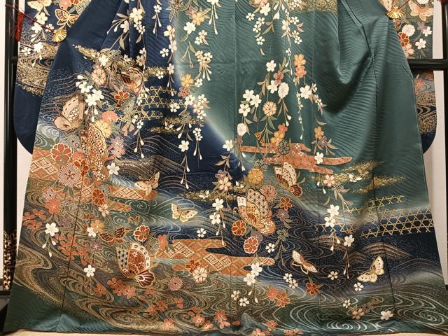 平和屋着物●豪華振袖　花蝶文　暈し染め　金銀彩　正絹　逸品　AABI0545ph