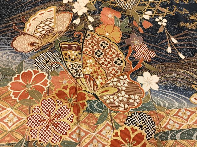 平和屋着物●豪華振袖　花蝶文　暈し染め　金銀彩　正絹　逸品　AABI0545ph