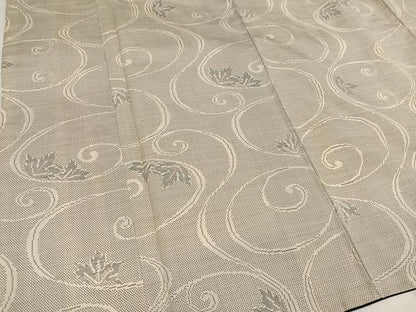 平和屋着物●本場大島紬　白大島　カタス7マルキ　唐草文　正絹　逸品　AABI0556ph