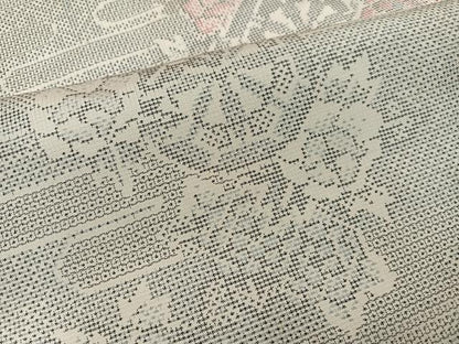 平和屋着物●本場大島紬　白大島　120亀甲　源氏車花文　正絹　逸品　未使用　AABI0565ph