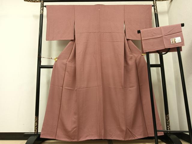 平和屋着物●上質な色無地　堅牢染　蘇芳香色　反端付き　正絹　逸品　AABI0580ph