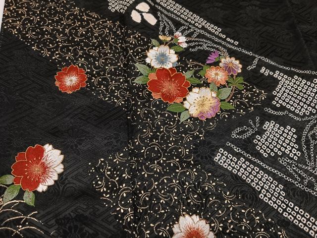 平和屋着物●豪華振袖・長襦袢(無双仕立て)セット　駒刺繍　絞り　花唐草文　黒地　金彩　正絹　逸品　AABI0587ph