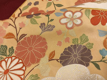 平和屋着物●豪華振袖　駒刺繍　花蝶丸文　金彩　正絹　逸品　AABI0589ph