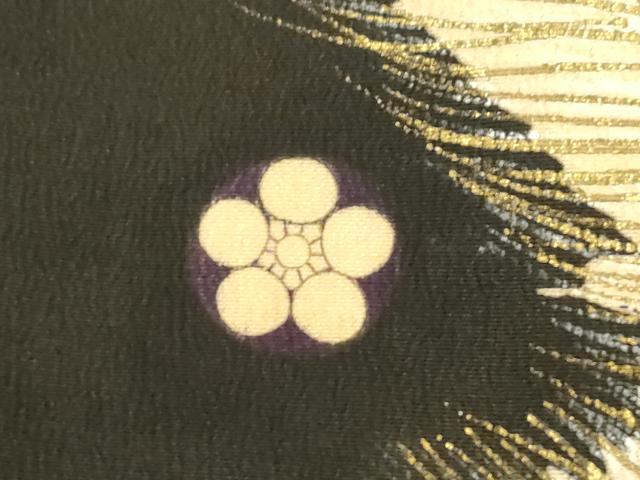 平和屋本店●アンティーク　大正ロマン　振袖　駒刺繍　孔雀花文　黒地　金彩　正絹　逸品　AABI0785ck