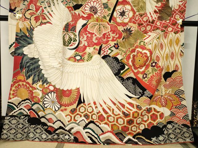 平和屋本店●アンティーク　大正ロマン　振袖　駒刺繍　飛鶴吉祥文　黒地　金彩　正絹　逸品　AABI0790ck