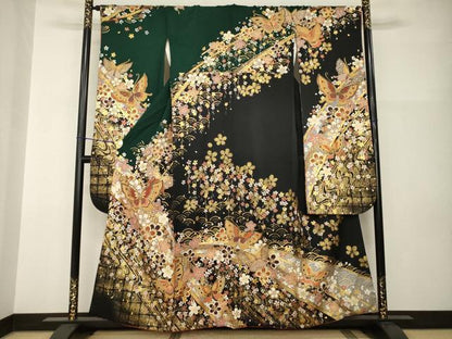 平和屋着物●豪華振袖　刺繍　流水花蝶文　黒地　金彩　正絹　逸品　AABI0826ck