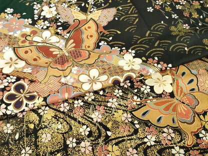 平和屋着物●豪華振袖　刺繍　流水花蝶文　黒地　金彩　正絹　逸品　AABI0826ck