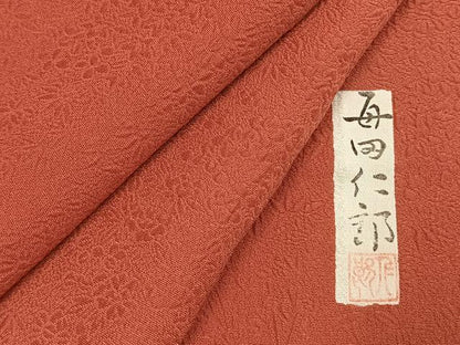平和屋着物●本加賀友禅作家　毎田仁郎　色無地　草花地紋　浅緋色　正絹　逸品　未使用　AABI1227fy