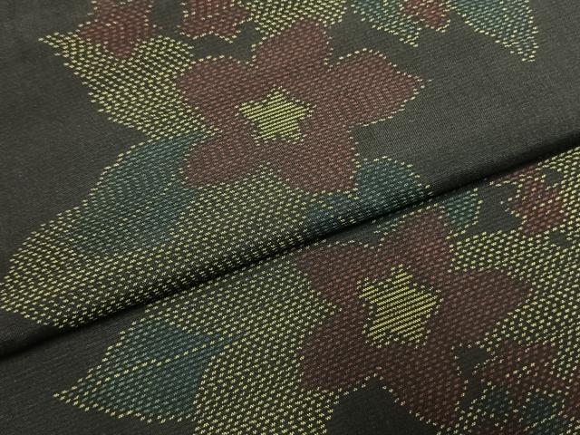 平和屋着物●本場大島紬　草花文　黒地　正絹　逸品　AABI1249fy