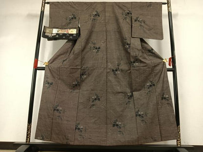 平和屋着物●都喜ヱ門　本場大島紬　泥染め　カタス7マルキ　総絣　藤絹織物謹製　手織　黄金の絆　証紙付き　正絹　逸品　AABI1285fy