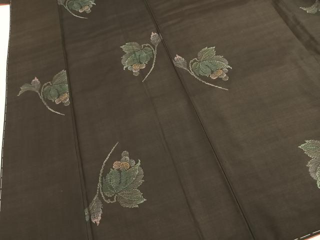 平和屋着物●本場大島紬　泥染め　カタス7マルキ　地空き　前山織物謹製　葡萄蔦の葉文　証紙付き　正絹　逸品　AABI1302fy