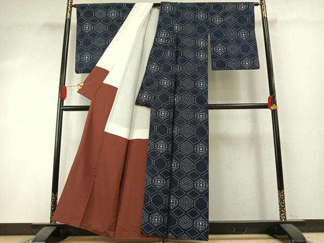 平和屋着物●上質な紬　亀甲文様　正絹　逸品　AABI1307fy