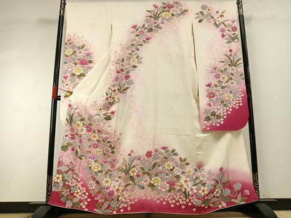 平和屋着物●豪華振袖　駒刺繍　草花文　暈し染め　金彩　京都きもの友禅扱い　正絹　逸品　AABI1321fy