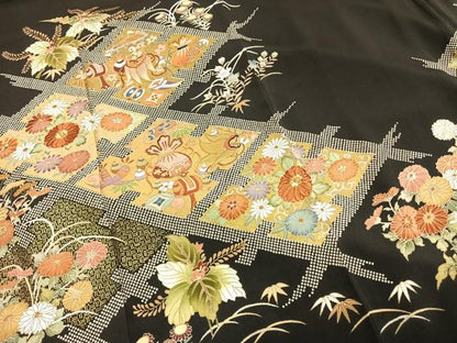 平和屋着物●豪華黒留袖　作家物　駒刺繍　草花文　金糸　金彩　正絹　逸品　AABI1326fy