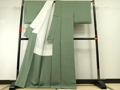 平和屋着物●上質な色無地　山葵色　正絹　逸品　AABI1328fy