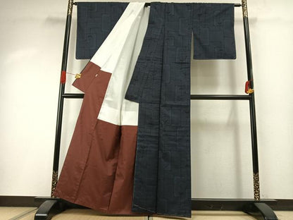 平和屋着物●本場大島紬　一元7マルキ　泥染め　草花文　小田急百貨店扱い　碩国雄作　証紙付き　正絹　逸品　未使用　AABI1374fy