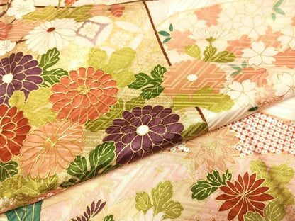平和屋着物●豪華振袖　駒刺繍　御所車花文　金彩　正絹　逸品　AABI1416fy