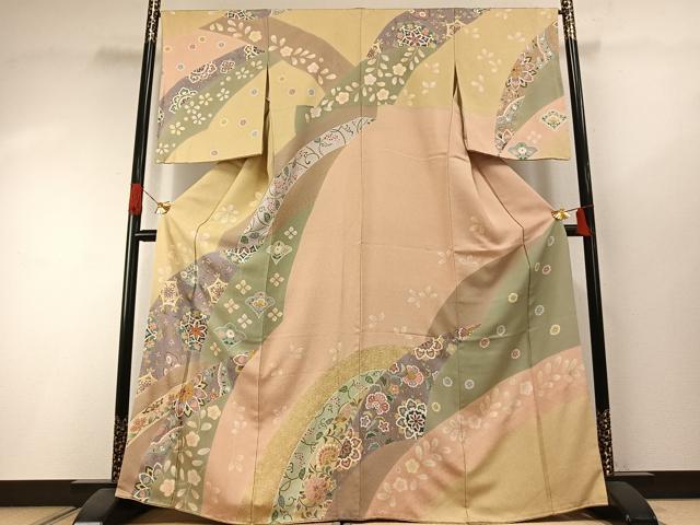 平和屋着物●訪問着　友禅　駒刺繍　吉祥花文　金彩　正絹　逸品　AABI1417fy