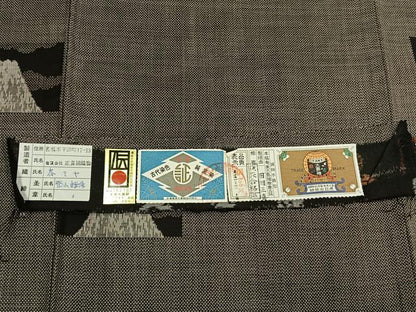 平和屋着物●本場大島紬　一元7マルキ　総絣　泥染め　手織　色紙風景文　富士山　田畑正喜作　証紙付き　正絹　逸品　AABI1425fy